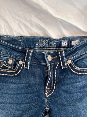 Miss Me Irene Low Rise Bootcut Denim Jeans in woodlyn // size 27